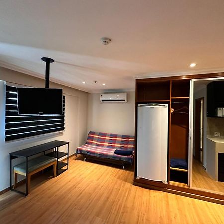 Barra Da Tijuca - 508 - De Frente Para Maravilhosa Piscina - Estacionamento Gratuito - Academia Comphania Atletica - Balsa Para Praia Gratis - Microondas - Geladeira Grande - Recepcao 24Horas - Wi-Fi - Com Pia Rio de Janeiro Kültér fotó